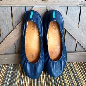 Tieks Navy size 9